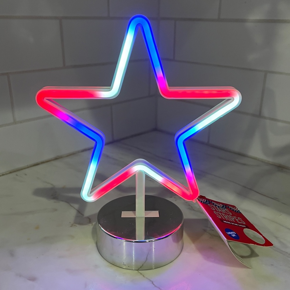 STARS STRIPES 🇺🇸 Neon Star Light 🇺🇸 4th of July 🇺🇸 Battery Operated